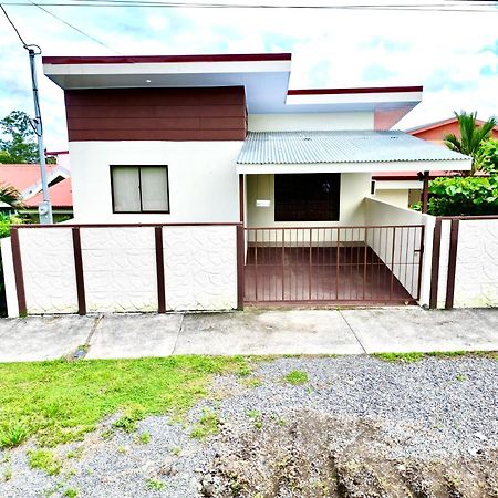 Oasis Arenal Villa Downtown Arenal Volcano View La Fortuna Exterior photo